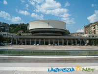 Piazza Europa e la cattedrale di Cristo Re