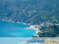 clicka per ingrandire la fotografia: Panorama di Monterosso